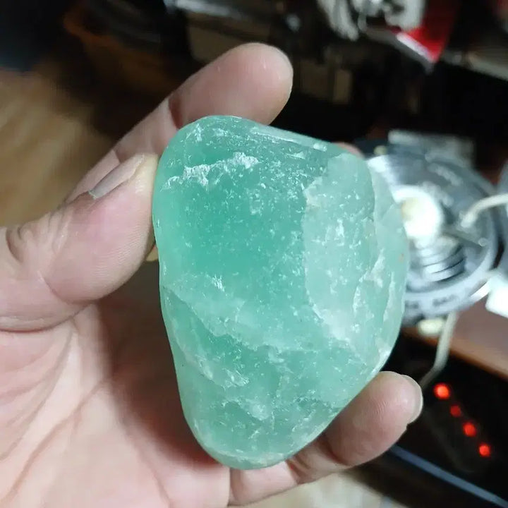 [BUNJANG] Natural Crystal Green Jade Stone / 천연 수정 녹색 옥돌