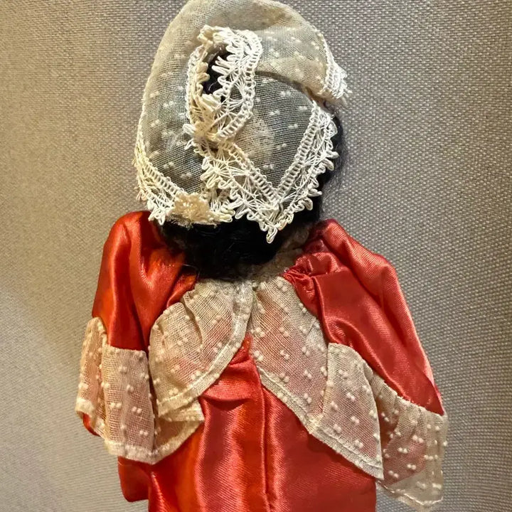 [BUNJANG] Vintage Doll Red Dress Bonnet Lace / 빈티지 인형 빨간 드레스 보넷 레이스