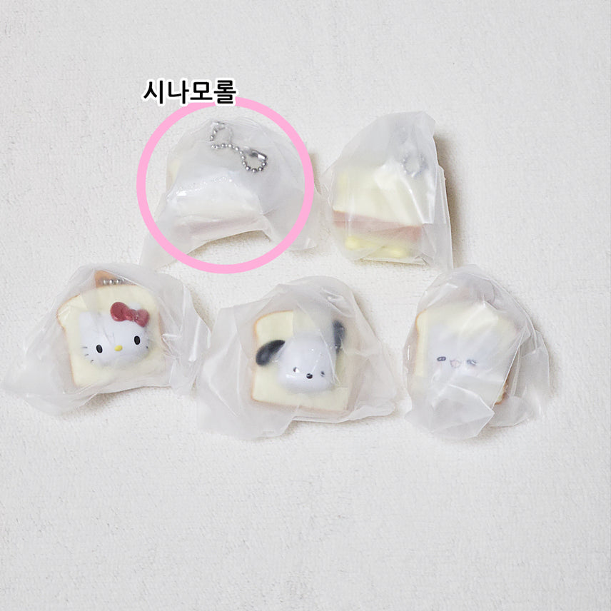 [BUNJANG] Sanrio Characters Shokupan-zu Cinnamoroll Gachapon / 산리오 캐릭터즈 식빵즈 가챠 시나모롤