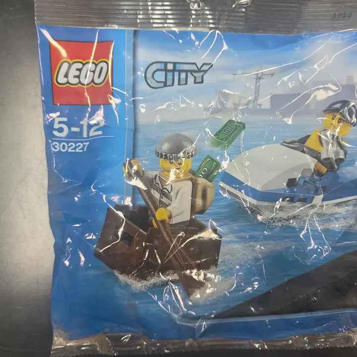[BUNJANG] LEGO Police Water Scooter and Thief Set / 레고 30227 경찰 수상 오토바이와 도둑