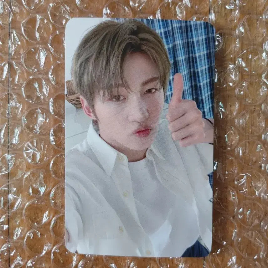 [BUNJANG] TWS Jihoon Soda Soda Tsutaya Photocard / 현물) 투어스 소다소다 츠타야 지훈 포카 양도