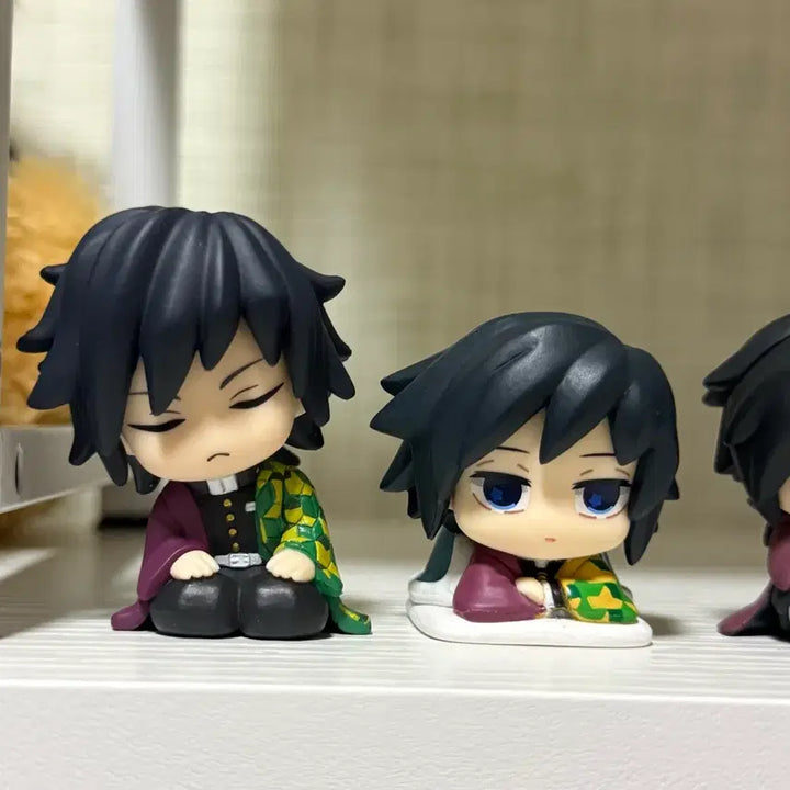 [BUNJANG] Demon Slayer Tomioka Giyu Figure / 귀멸의 칼날 토미오카 기유 피규어 가챠