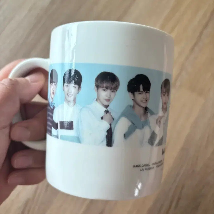 [BUNJANG] Wanna One Milky YoHoo Water Mug Cup / (새제품) 워너원(wannaone) 밀키스요하이 워터 머그컵
