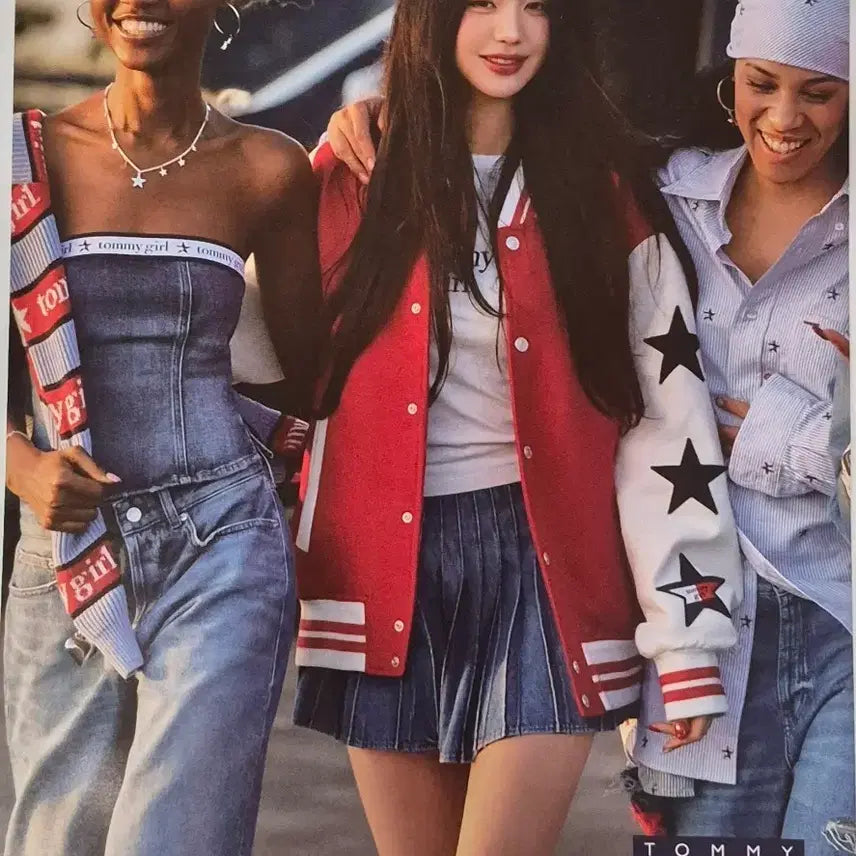 [BUNJANG] Jang Wonyoung Tommy Hilfiger Poster / 장원영 타미 화보/포스터 판매