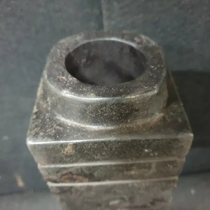 [BUNJANG] Hongshan Culture Black Jade Square Jade Vessel with Inscriptions and Animal Figures / (수원만물)엄청 묵직한 흑피옥 옥종