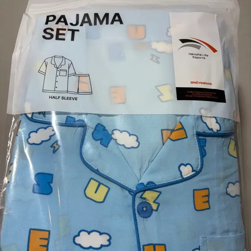 [BUNJANG] HLE Zeus Pajama Set (M/L) with Photocards / 한화생명 HLE 제우스 스파오 M/L사이즈 파자마 포카 세트