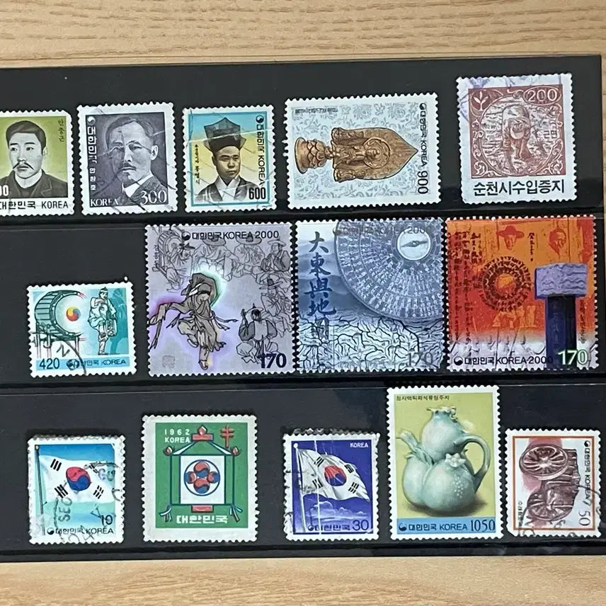 [BUNJANG] Collection of South Korean Postage Stamps / 대한민국 우표 모음
