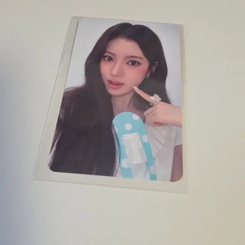 [BUNJANG] Kiki Shui Musinsa Lucky Draw Photocard / 키키 수이 무신사 럭드 포카 양도
