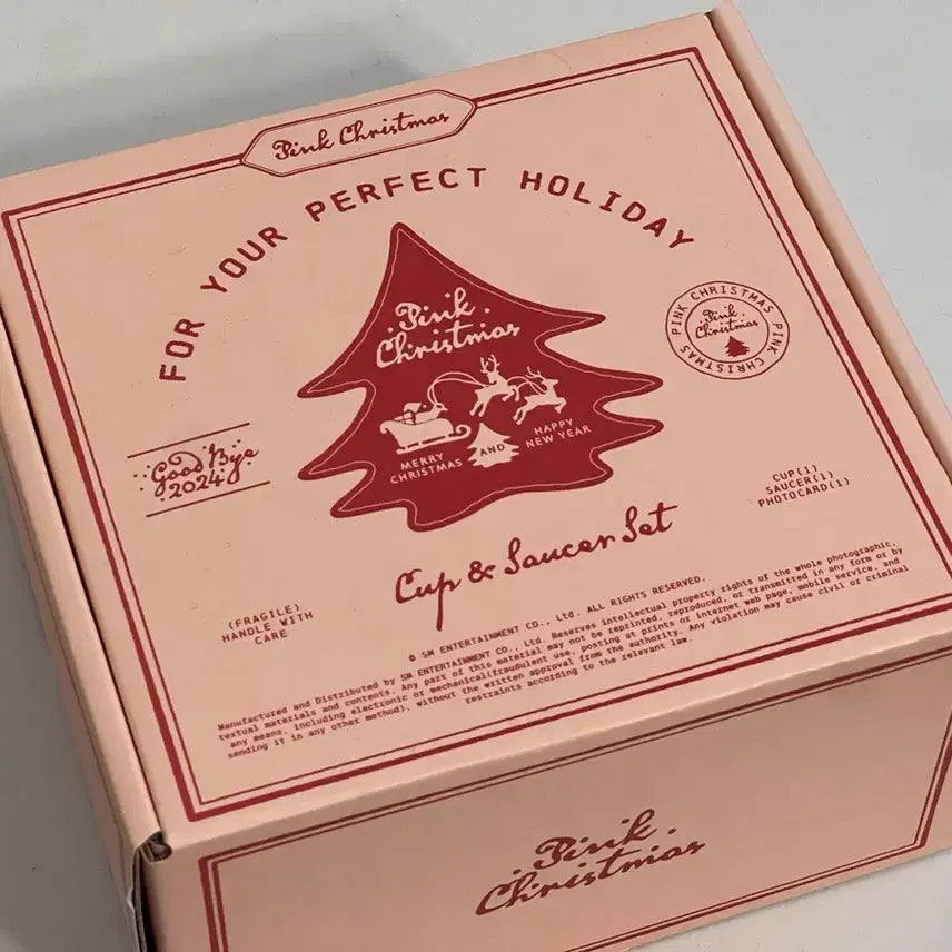 [BUNJANG] SM Entertainment Pink Christmas Cup &amp; Saucer Set (Giselle) Unsealed / (개봉) SM PINK CHRISTMAS CUP+SAUCER SET 핑크 크리스마스 (지젤)