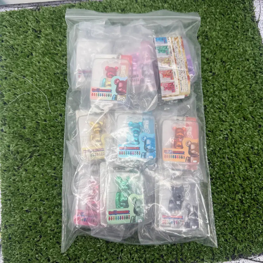 [BUNJANG] Bearbrick 50% Charm Collection Series 3 Gacha Capsule Toys Full Set (10 types) / 베어브릭 50% 참 컬렉션 3탄 가챠 캡슐토이 뽑기 10종 전종