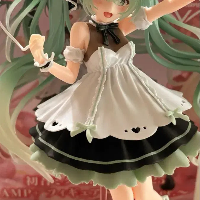 [BUNJANG] Taito Hatsune Miku 2025 Birthday Figure / 하츠네미쿠 2025 생일 타이토 피규어 팔아요