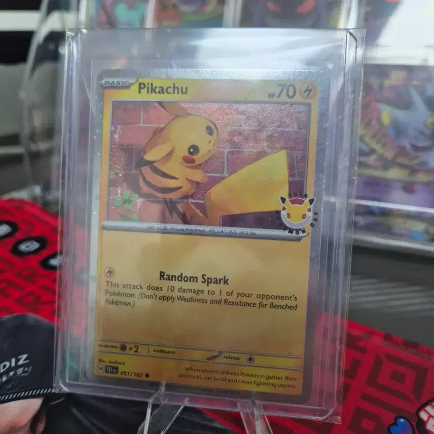 [BUNJANG] Pokemon Card Pikachu 70HP 30th Anniversary Swirl 2021 / 포켓몬 카드 피카츄 70HP 2021 30주년 기념 스월