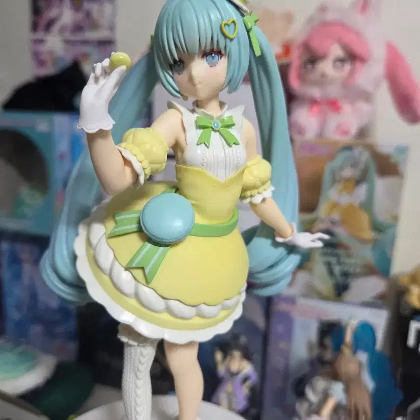 [BUNJANG] Furyu Vocaloid Hatsune Miku Exceed Creative Figure Miku Macaron Long Yuzu Color Ver. / 후류 (FURYU) 보컬로이드 하츠네 미쿠 Exceed Creative 피규어 하츠네 미쿠 마카 롱 유자 컬러Ver.