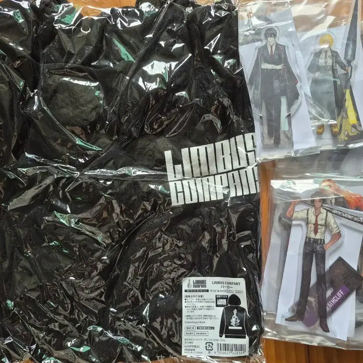 [BUNJANG] Limbus Company Animator Prisoner Full Body Acrylic Standee + Limbus Hoodie / 림버스 컴퍼니 애니메이트 수감자 전신 아크릴+림버스 후드티
