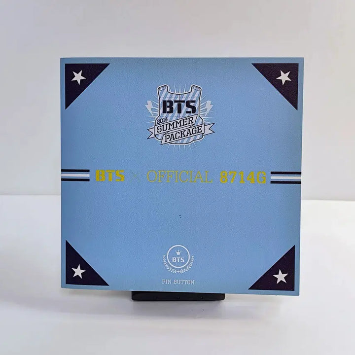 [BUNJANG] BTS 2014 Summer Package Photobook &amp; Pin Button Set / BTS 2014 SUMMER PACKAGE : Photobook &amp; Pin Button