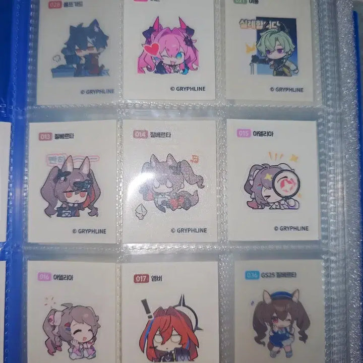 [BUNJANG] Arknights Endfield GS25 Collection Book Tteobuseal Photocard / 명일방주 엔드필드 GS25 콜렉션북 띠부씰 포카 팝니다