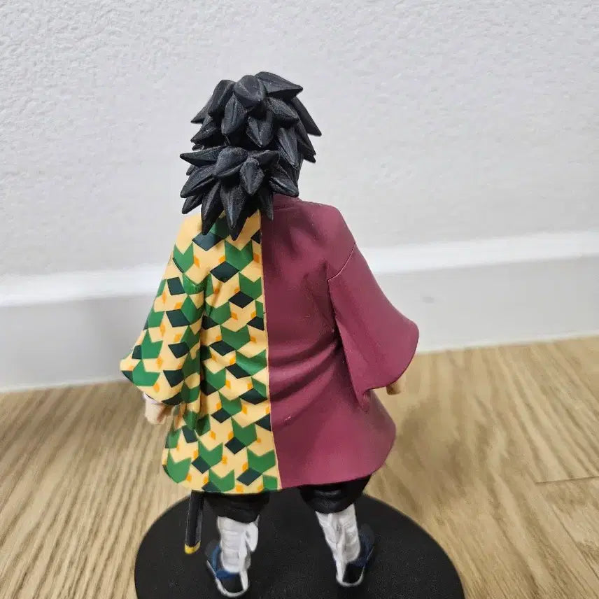 [BUNJANG] Demon Slayer Giyu Tomioka Banpresto Figure (No Box) / 귀멸의 칼날 피규어 토미오카 기유 반프레스토 노박스