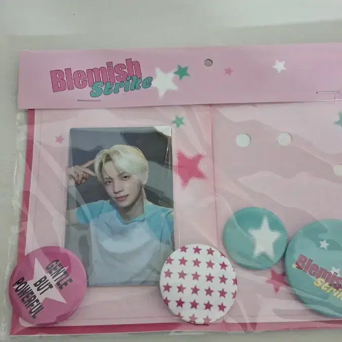 [BUNJANG] TWS Blemish Strike Collaboration Limited Edition Photocard and Pin Badge Set / 투어스(TWS)의 &
