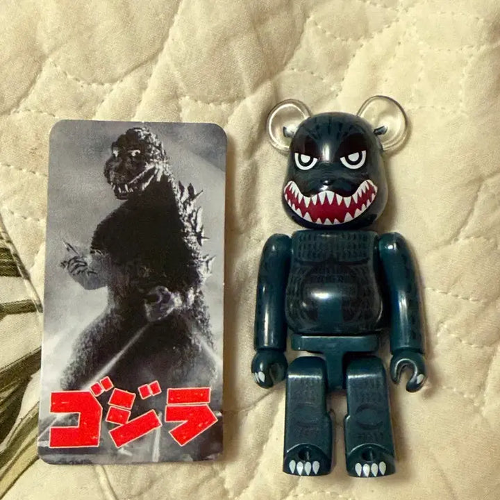 [BUNJANG] Bearbrick Series 28 SF Godzilla / 베어브릭 시리즈28 SF 고질라