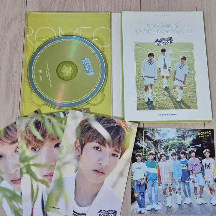 [BUNJANG] ROMEO 3rd EP [MIRO] Signed Album / ROMEO 3rd EP [MIRO] 친필 싸인 앨범