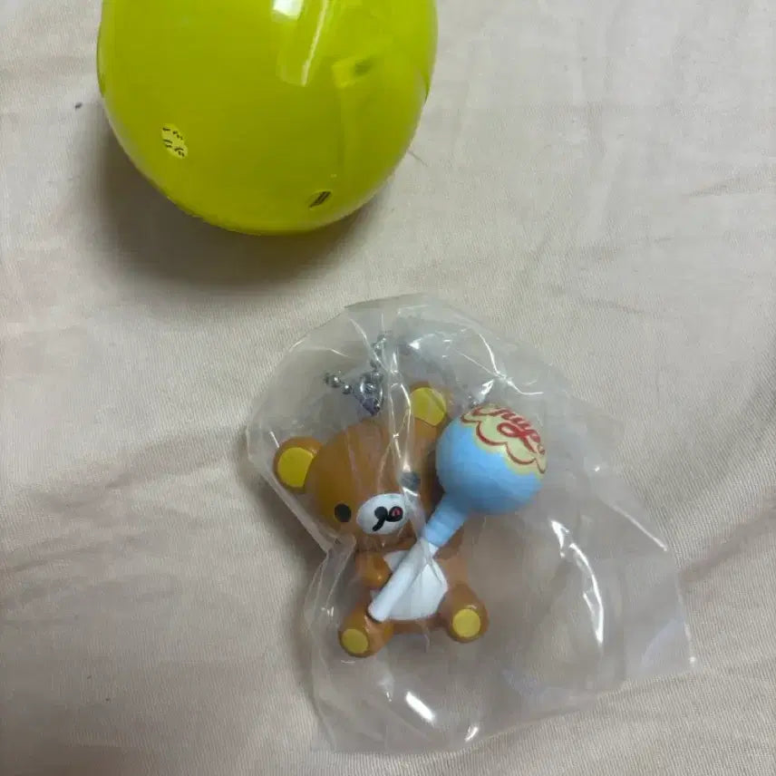 [BUNJANG] Rilakkuma Chupa Chups Gachapon Figure / 리락쿠마 츄파춥스 가챠 피규어