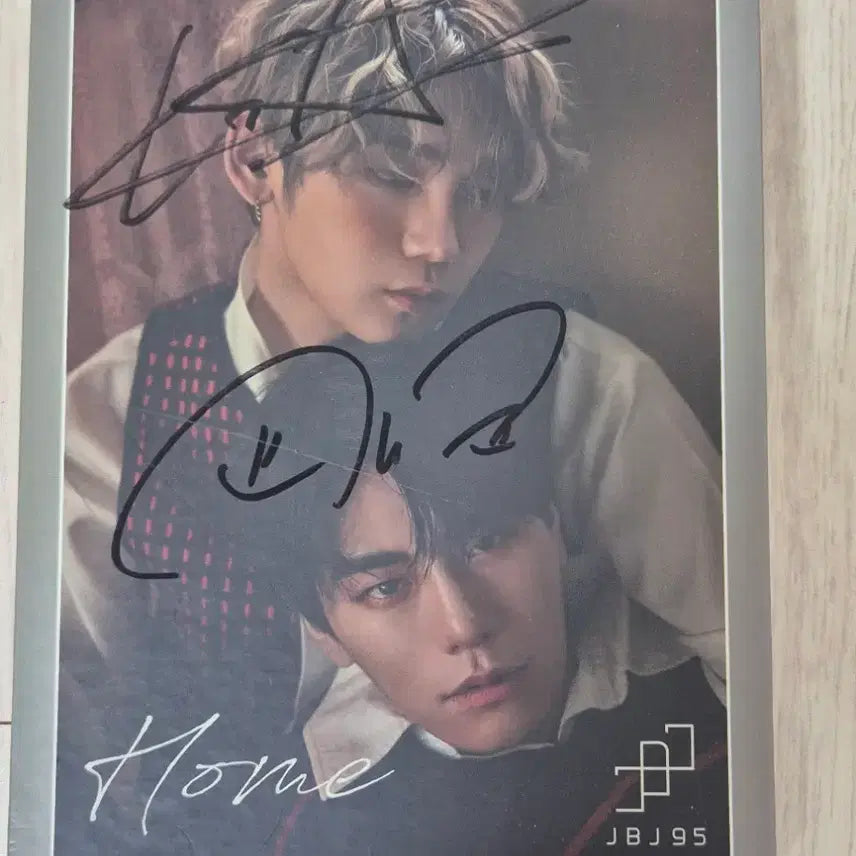 [BUNJANG] JBJ95 Home Album Signed CD / JBJ95 Home 앨범 싸인 CD