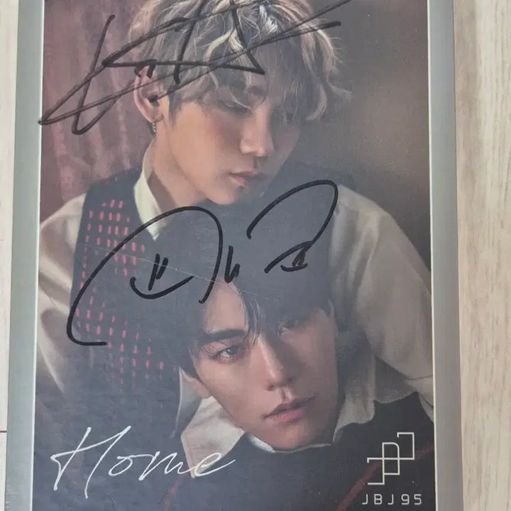 [BUNJANG] JBJ95 Home Album Signed CD / JBJ95 Home 앨범 싸인 CD