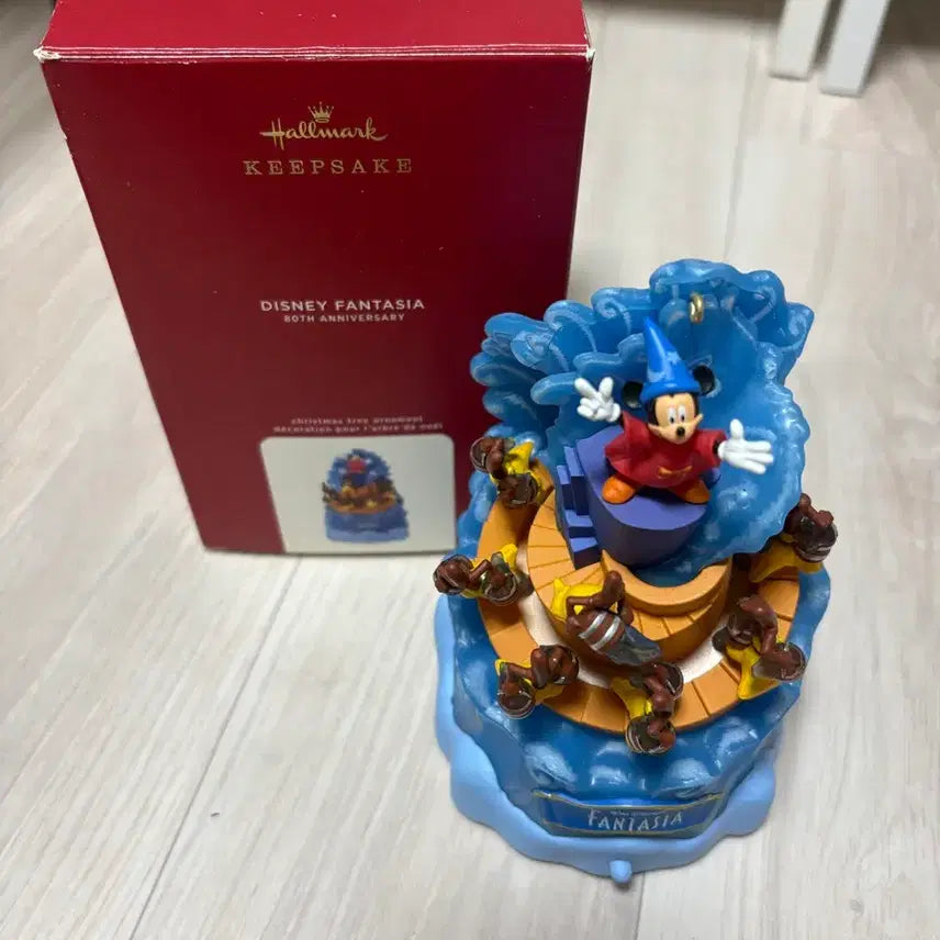 [BUNJANG] Disney Mickey Mouse 2020 Ornament / 미키마우스2020 오너먼트