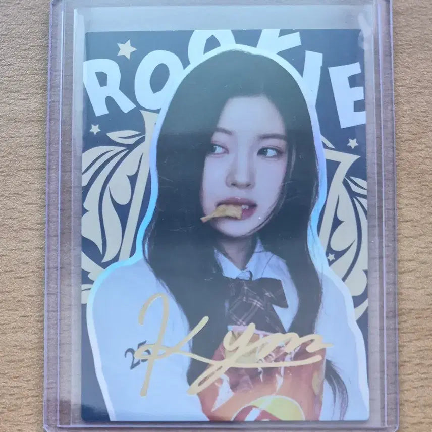 [BUNJANG] Tereteca 2025 K-Pop Rookie Kiki Kiya Signature Card / 2025 테레카 KPOP 루키 키키 키야 시그니처카드 판매합니다.
