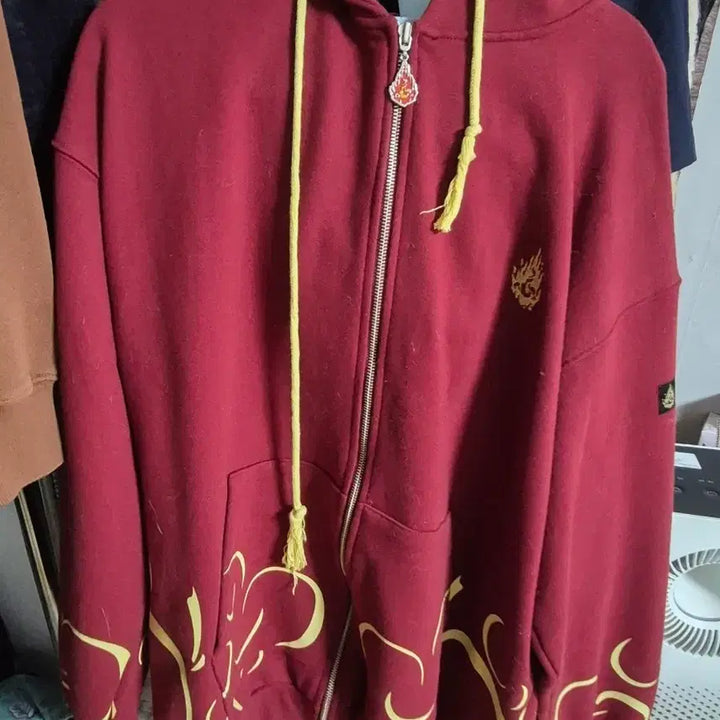 [BUNJANG] Haem Haem Pang Pang Ryu Hood Zip-up / 햄햄팡팡 리우 후드집업 판매