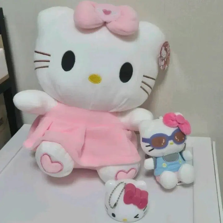 [BUNJANG] Hello Kitty Doll Keychain 3-Piece Set / 새상품) 헬로키티 인형 키링 3종 세트
