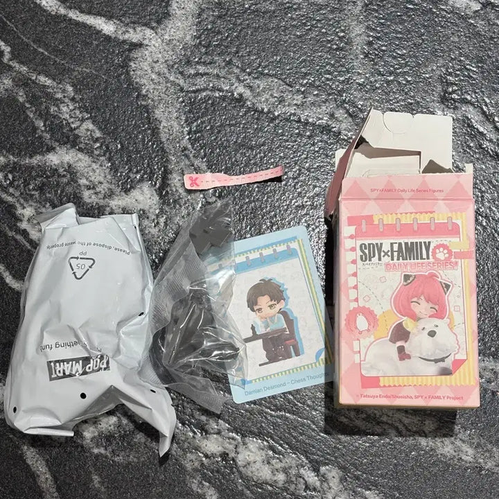 [BUNJANG] Pop Mart Spy x Family Everyday Series Damian Resin Figure / 팝마트 스파이 패밀리 일상 시리즈 다미안 피규어