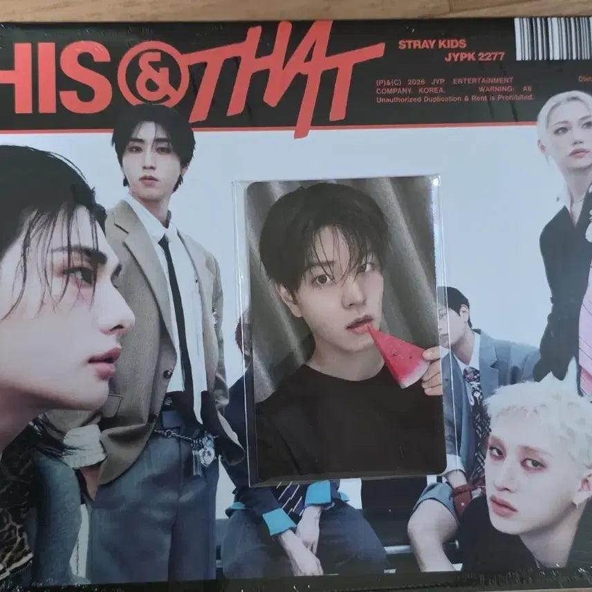 [BUNJANG] Stray Kids Seungmin "This &amp; That" Album Photocard (Watermelon Ver.) / 스트레이키즈 팬즈 앨범 수박 포카 승민