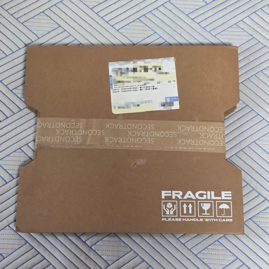[BUNJANG] Swervy Undercover Angel LP (Gold &amp; White Splatter) Set / 스월비 언더커버엔젤 LP 2종