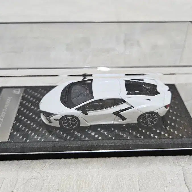 [BUNJANG] Revolto White 1/64 Diecast Model / LCD 레부엘토 화이트 1/64 다이캐스트
