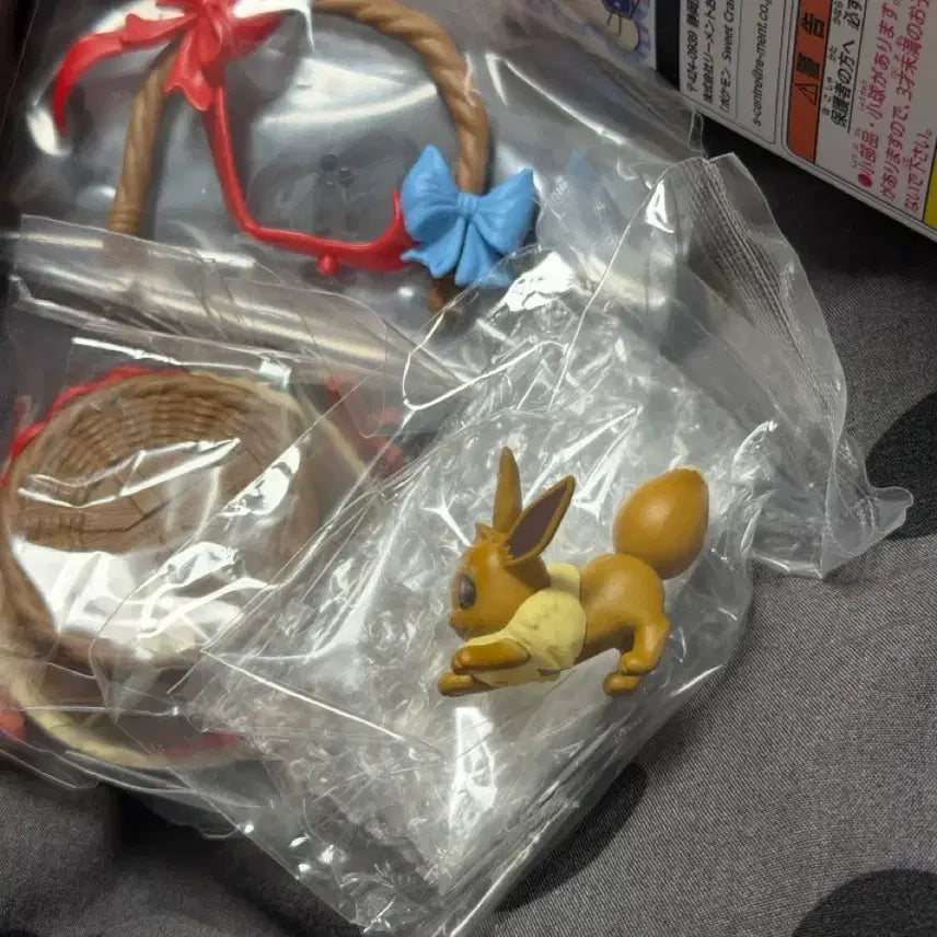 [BUNJANG] Pokemon Eevee Re-Ment Sweet Craft Collection Figure / 포켓몬 포켓몬스터 이브이 리멘트 스위트 크래프트 컬렉션 피규어