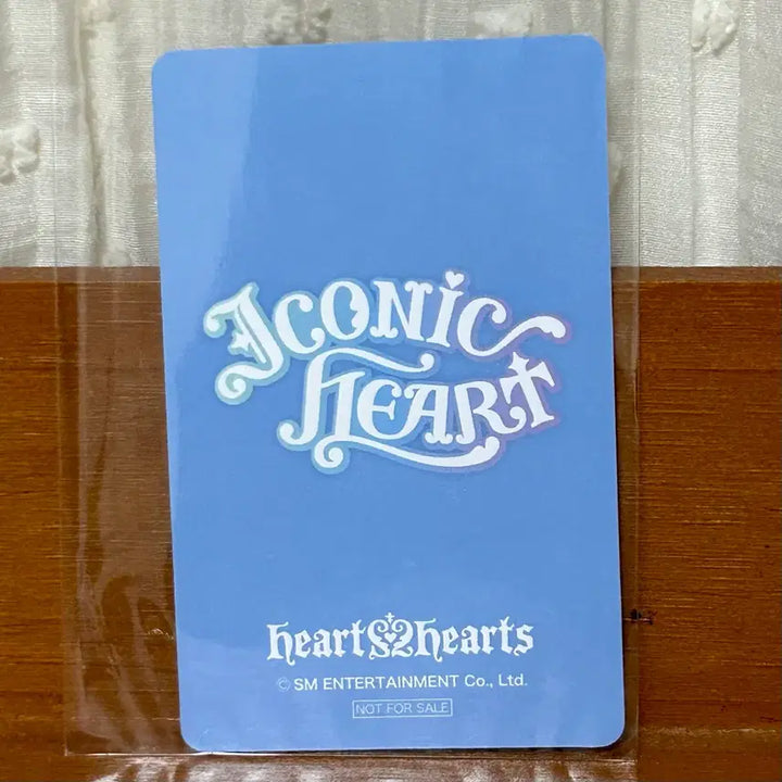 [BUNJANG] Hats to Hearts Iconic Heart Universal POB Jiwoo Photocard / 하츠투하츠 아이코닉 하트 유니버셜 특전 지우 포카 양도 일본 앨범 미공포