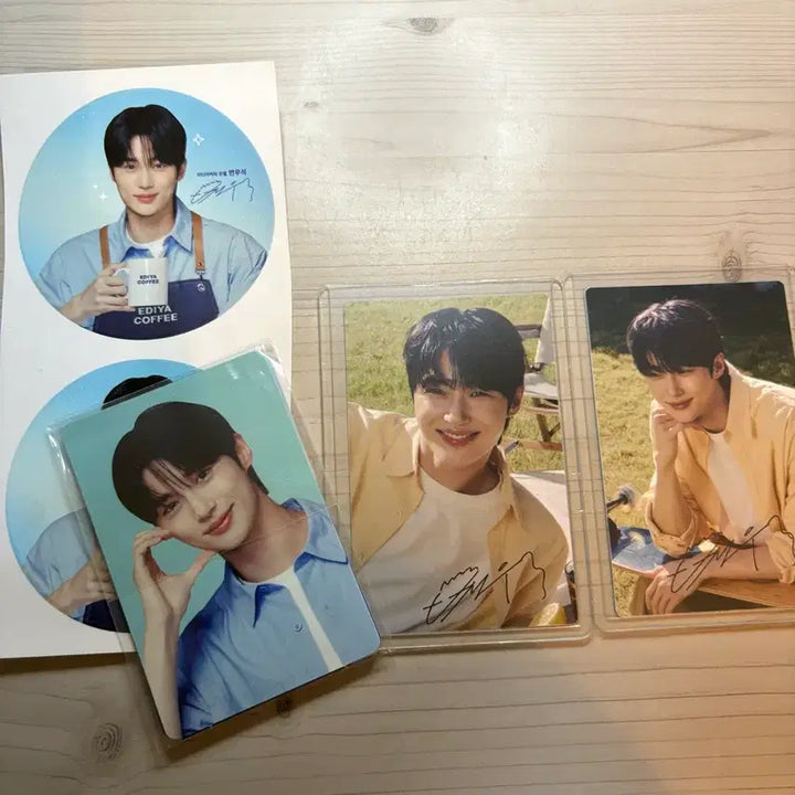 [BUNJANG] Byun Woo Seok Photocard Sticker Bundle / 변우석 포카, 스티커 (이디야, 교촌)