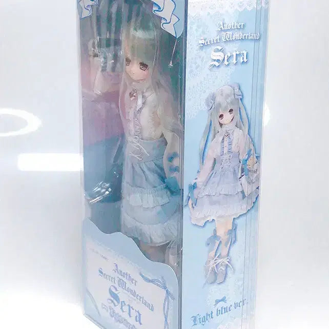 [BUNJANG] Azone 1/6 Execute Family Another Secret Wonderland Sera Light Blue (Sealed) / 아존 1/6 엑스큐트 패밀리 어나더 시크릿 원더랜드 세라 라이트블루 (미개봉)