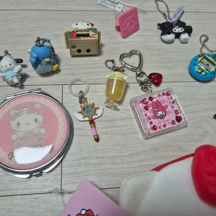 [BUNJANG] Sanrio Variety Goods Bundle / 산리오 가챠및 잡화 정리