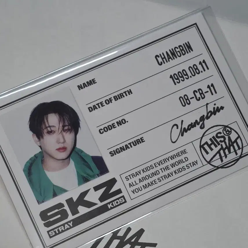 [BUNJANG] Stray Kids Changbin This &amp; That ID Card Photocard / 스키즈 창빈 this&amp;that 디스앤댓 아이디카드 포카 앨포