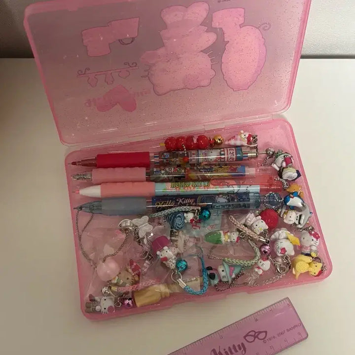 [BUNJANG] Vintage Hello Kitty Storage Case / 고전 키티 보관함 키티 수납함 키티 케이스 선글라스 키티