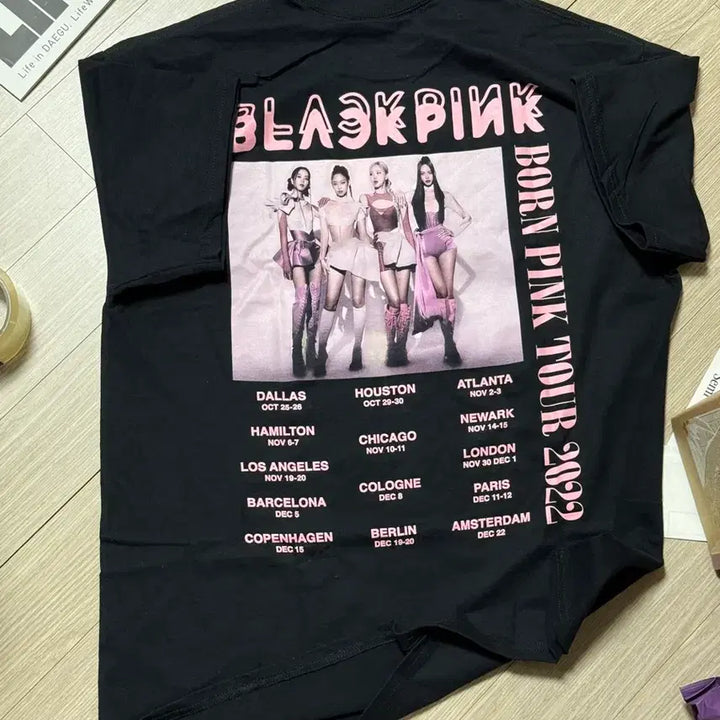 [BUNJANG] BLACKPINK Born Pink Tour 2022 Short Sleeve T-Shirt Black / 블랙핑크 본 핑크 투어 2022 반팔 티셔츠 블랙