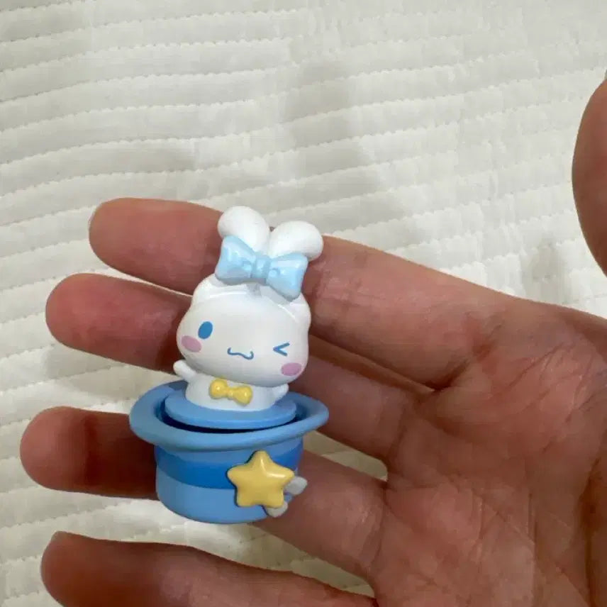 [BUNJANG] Cinnamoroll Magic Hat Figure / 시나모롤 마술모자 피규어