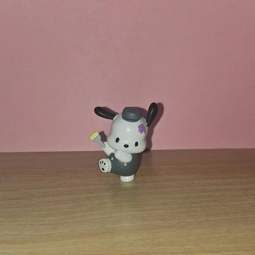 [BUNJANG] Sanrio Pochacco Painter Figure / 산리오 포차코 페인터 피규어
