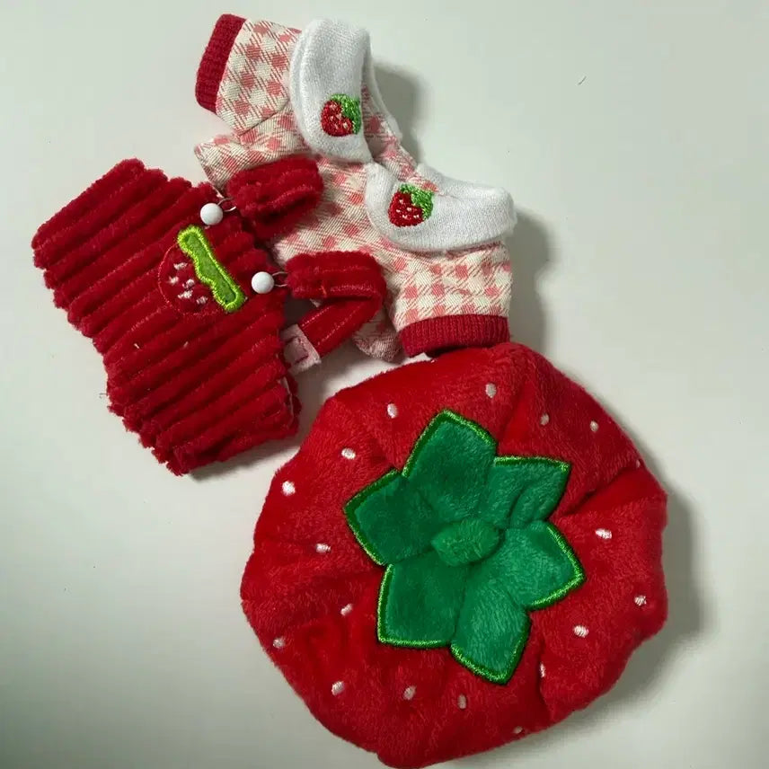 [BUNJANG] 10cm Doll Clothes Strawberry Pattern Set / 10cm 인형옷 딸기소년 인형옷 세트