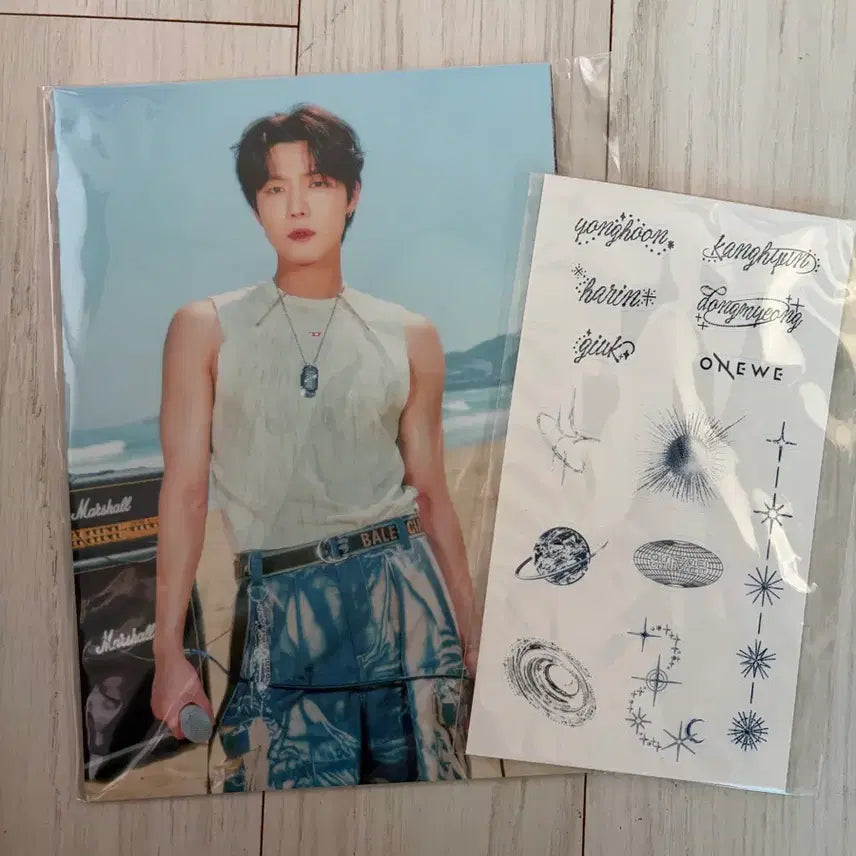 [BUNJANG] ONEWE Yonghoon Photo &amp; Tattoo Sticker / 원위 용훈 포토 &amp; 타투 스티커