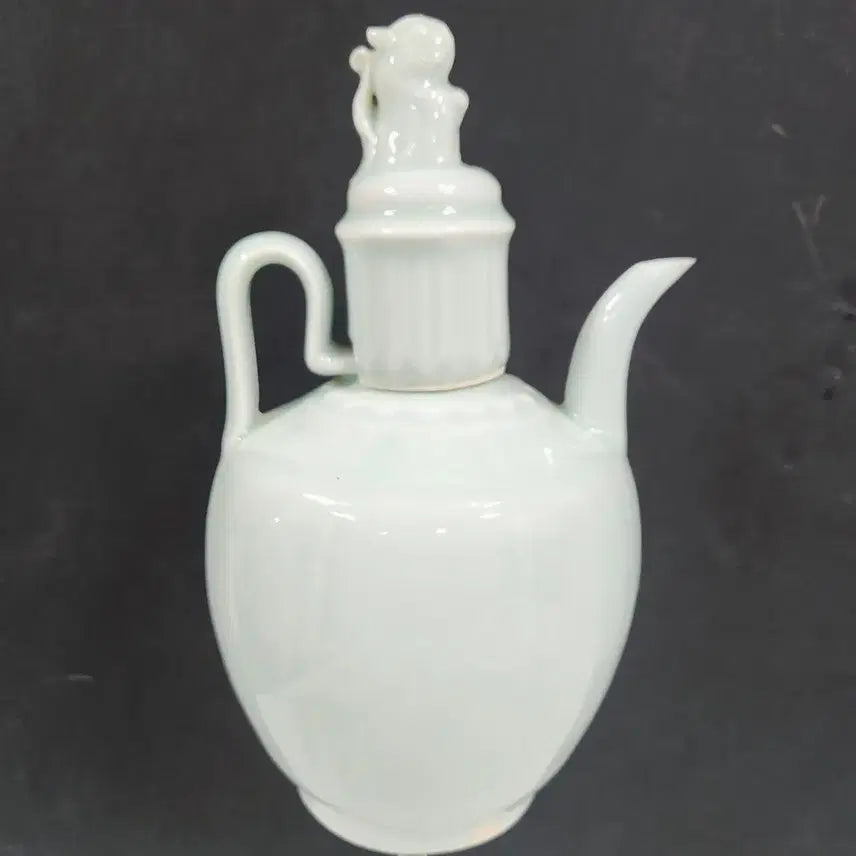 [BUNJANG] Song Dynasty Celadon Ware (Yingqing Glaze) Animal-Shaped Ewer / 중국도자기               송대 청백자(영청유)서수형 집호