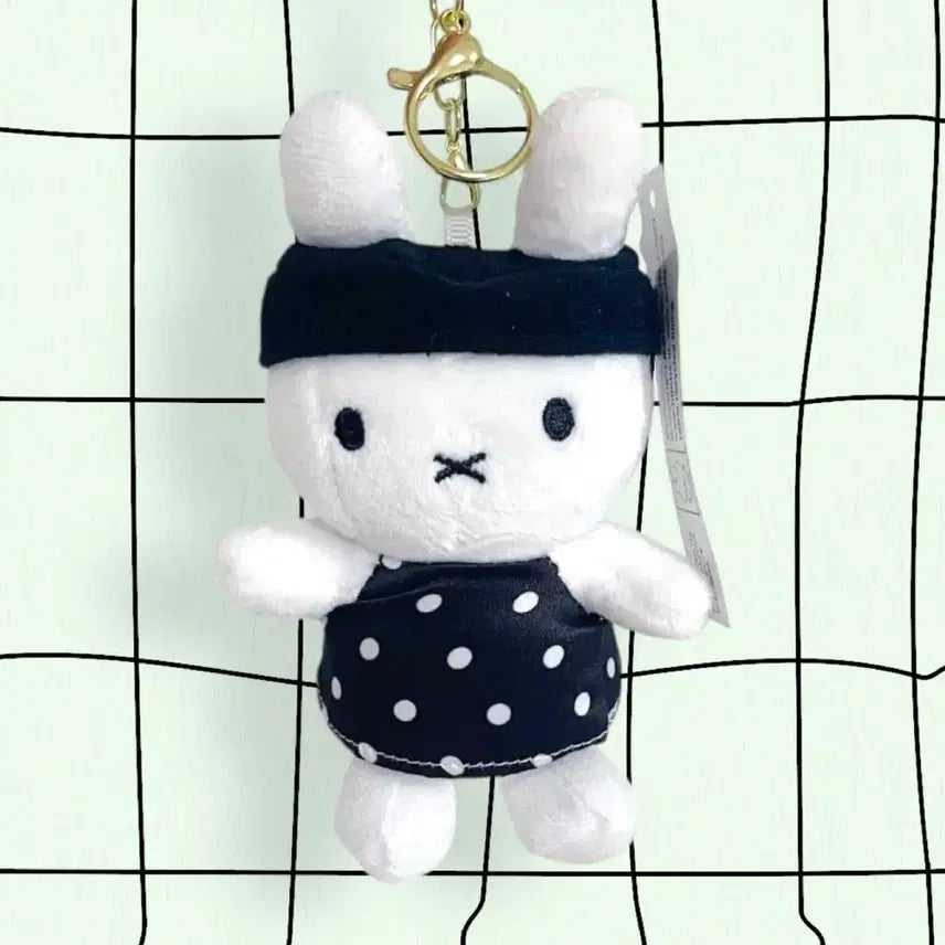 [BUNJANG] Miffy Polka Dot Dress Plush Keychain / 미피 블랙 땡땡이 원피스 인형 키링