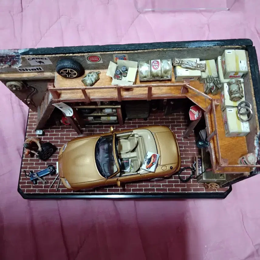 [BUNJANG] 1/43 Scale Warehouse Garage Diorama (Personal Handcrafted) / 1/43 창고 정비소 디오라마(개인자작품)